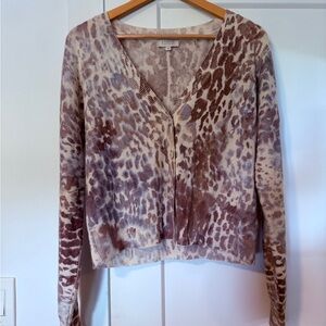Leopard Print V-Neck cardigan